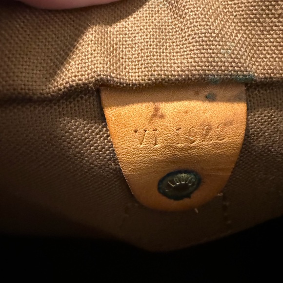 Louis Vuitton Speedy - Picture 3 of 7